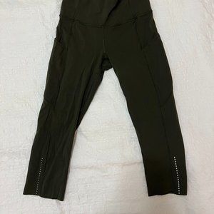 Lululemon - dark olive green running pant - 6